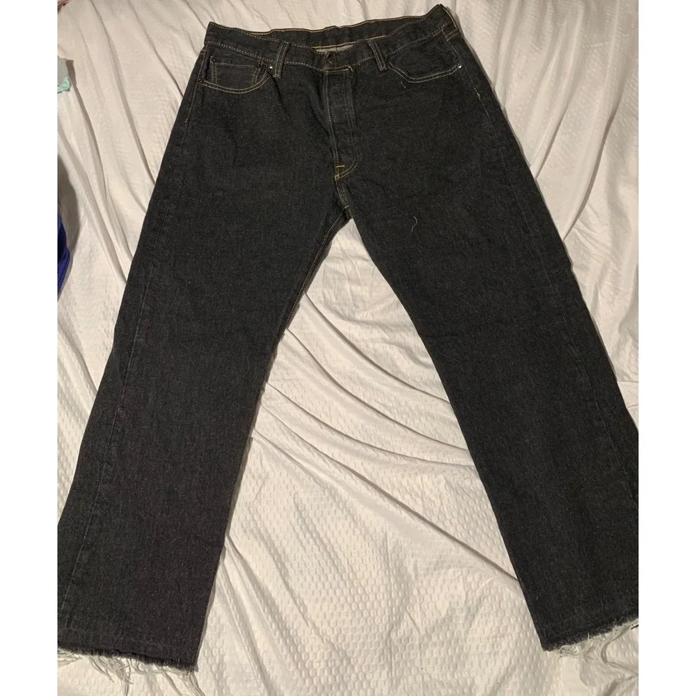 Levis 501 Mens Original Fit Black Jeans Raw Hem Straight Leg W38 L30 (27.5)